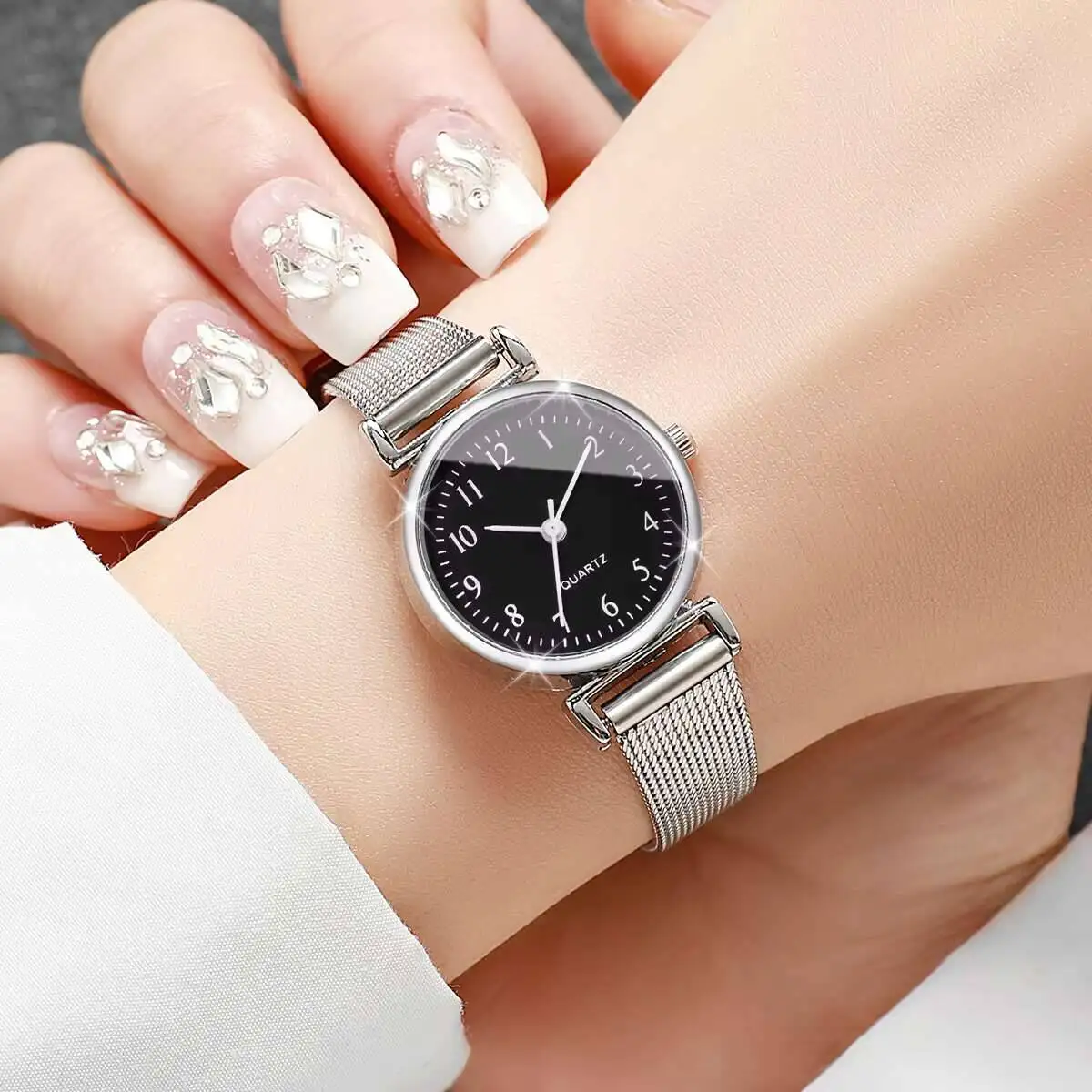 1/2 Buah Jam Tangan Wanita Mod - Stainless Mesh Band ulasan dan harga